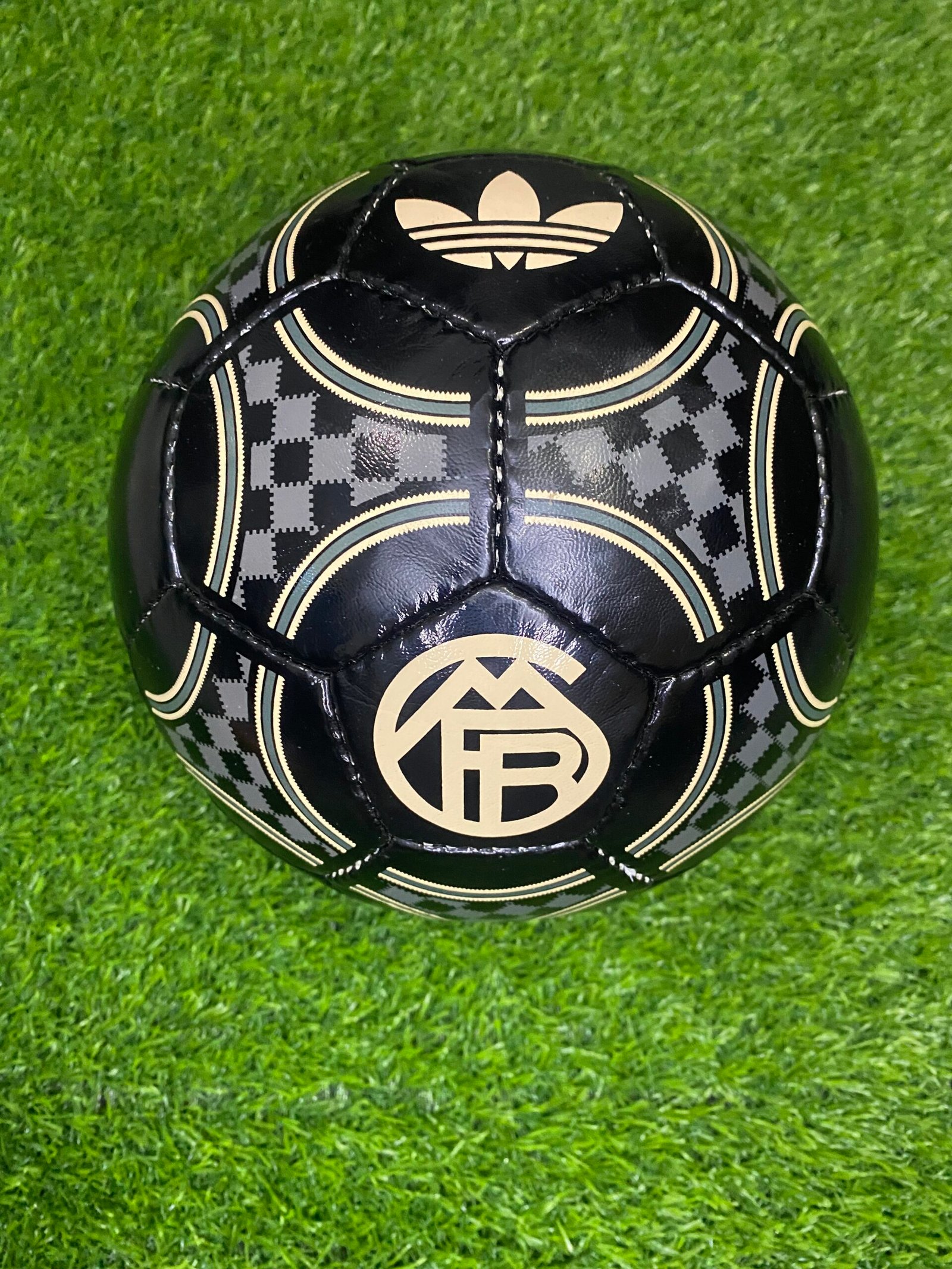 FC BAYERN MUNICH BALL